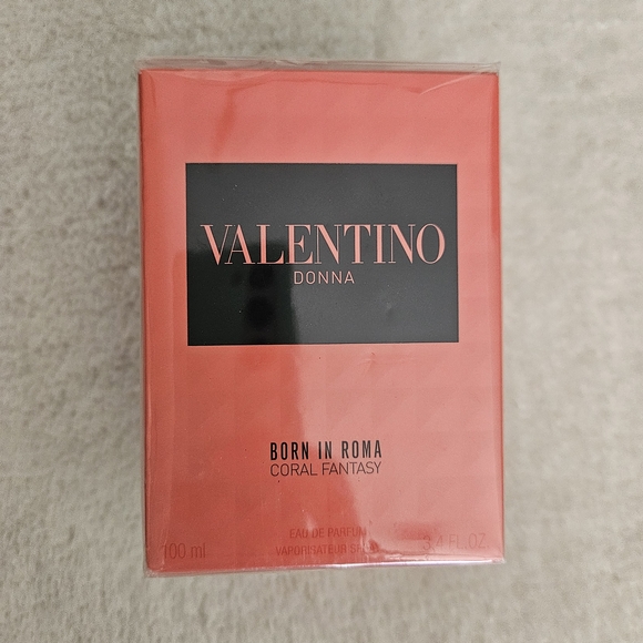 NWT Valentino Donna Born in Roma Authentic Pink Black In Box Sealed Luxury 3.4oz - Picture 2 of 6